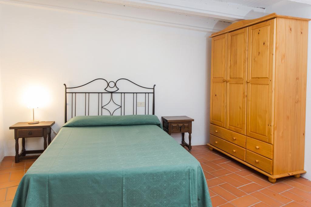 Apartaments Can Gibert กัสเตโย เดมปูเรียส ภายนอก รูปภาพ